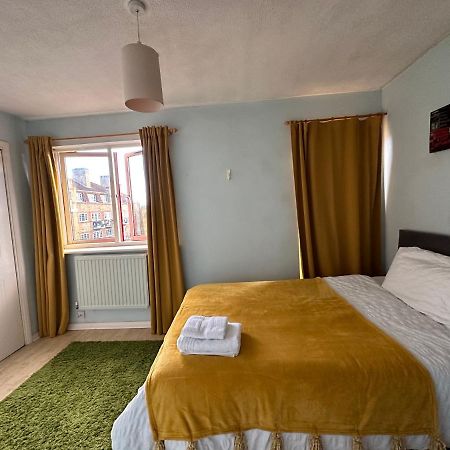 Cozy Private Room For Single Use Londra Dış mekan fotoğraf